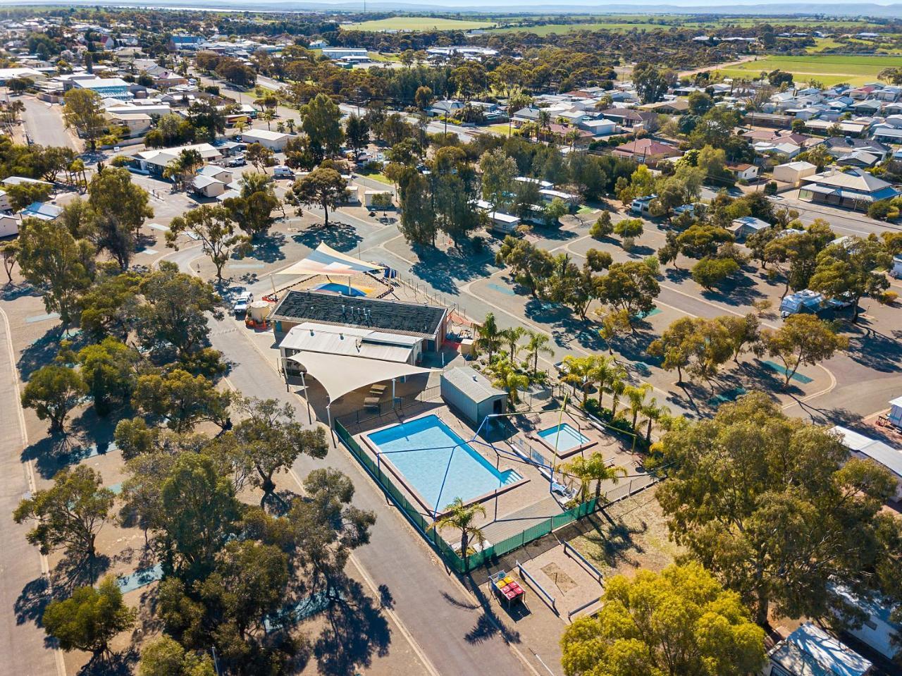 Port Broughton Tourist Park Hotel Buitenkant foto